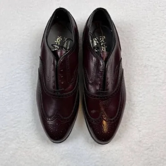 NEW!! Men’s FootJoy Classic Wing Tip Dress Shoe Burgundy Leather Size 11AAA - Picture 1 of 4